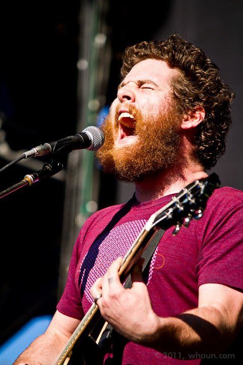 Andy Hull playing live